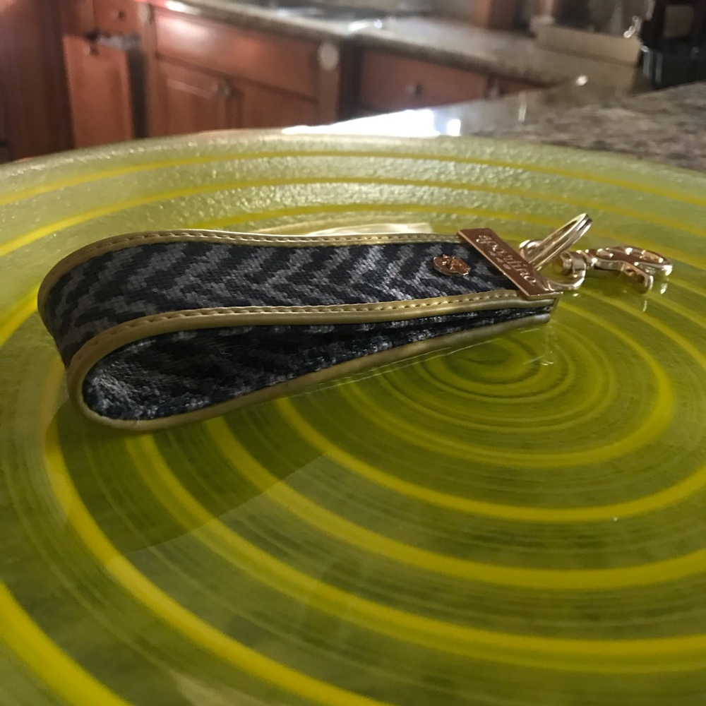 Key chain - Picture 6 of 8